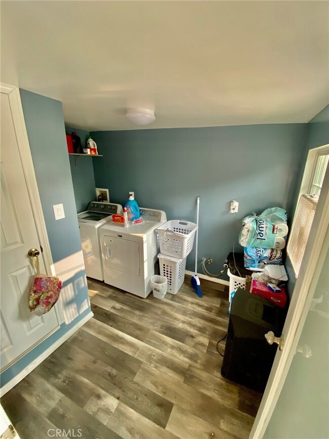 unlisted-address, Compton, CA 90222 - photo 2