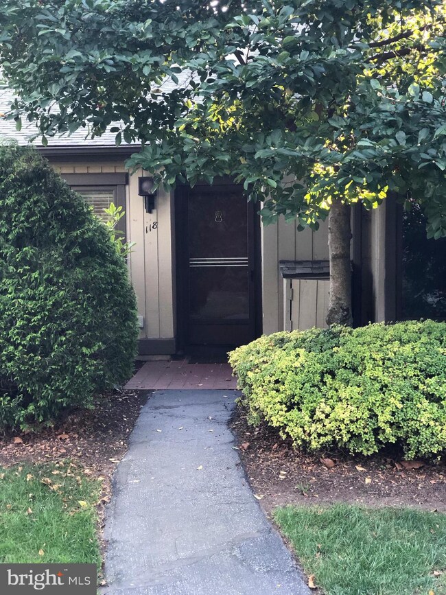 118 Chandler Dr, West Chester, PA 19380 - photo 3
