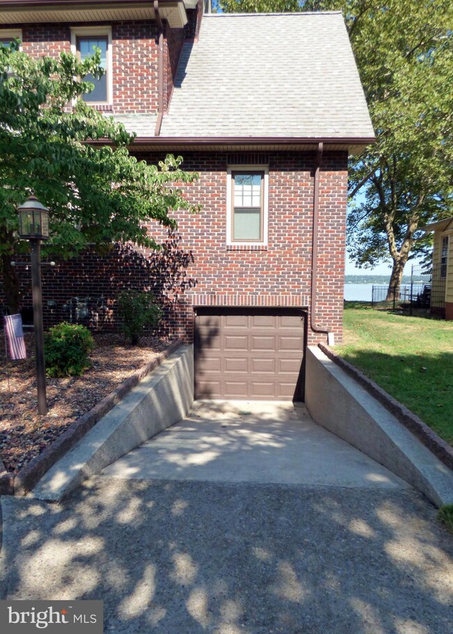 38 Delaware Ave, Penns Grove, NJ 08069 - photo 7