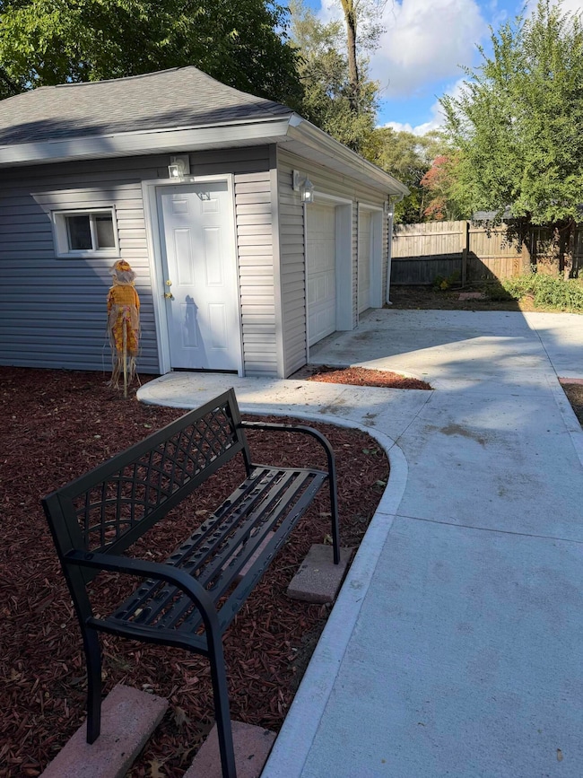 2871 Bailey St, Norton Shores, MI 49444 - photo 2