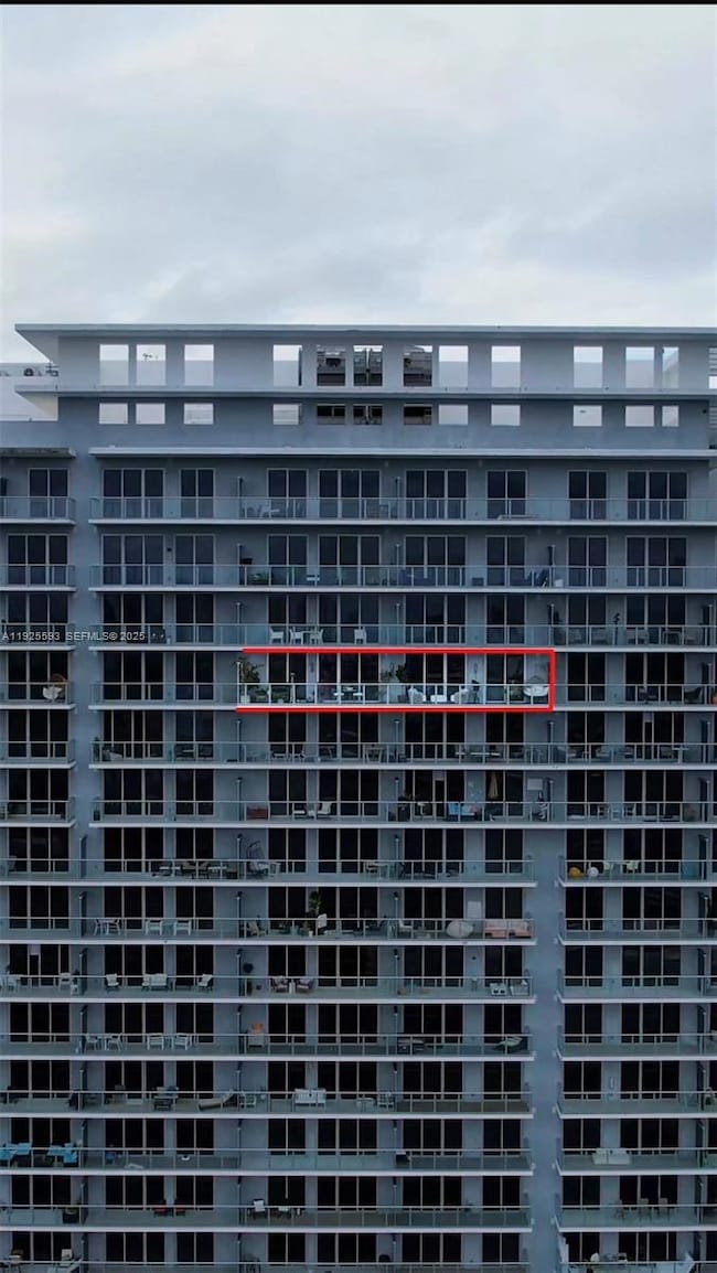 The Harbour unit 3017-3018, North Miami Beach, FL 33160 - photo 2