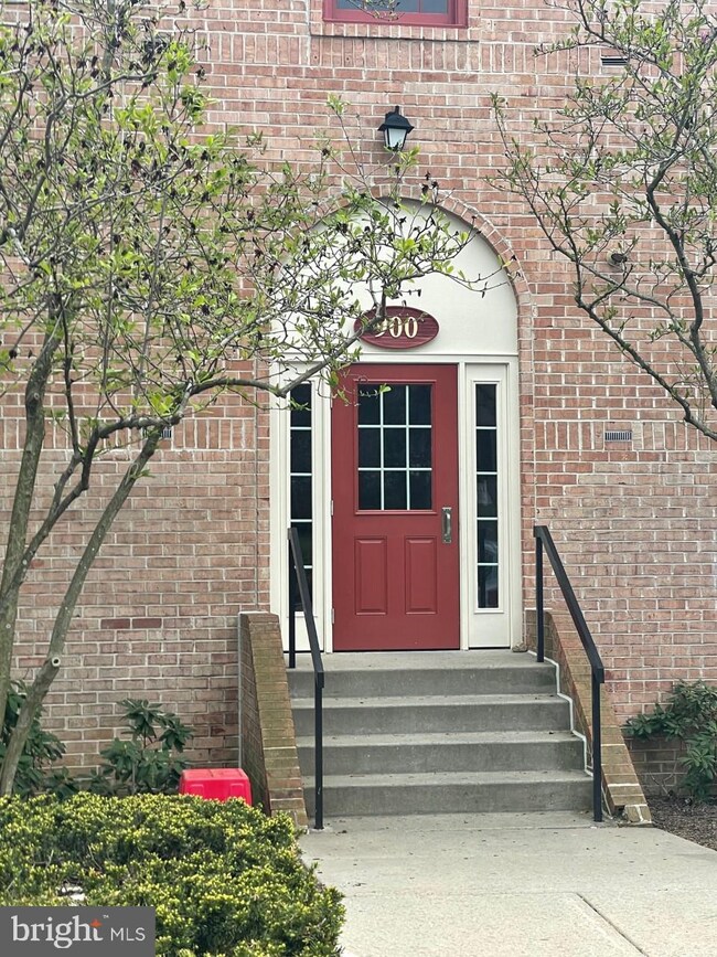 922 Washington Place unit 22, Chesterbrook, PA 19087 - photo 6