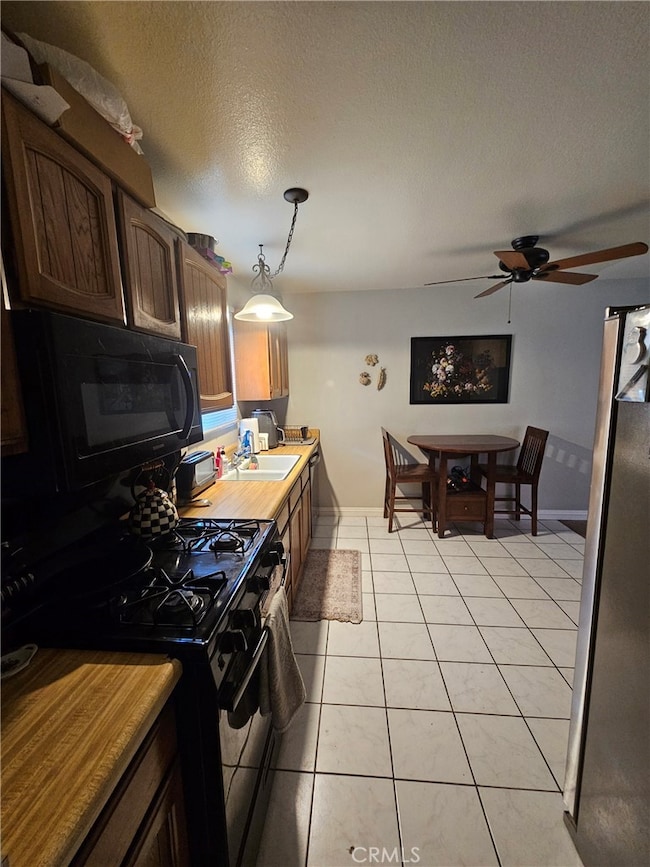 632 E Birch St unit C, Brea, CA 92821 - photo 4