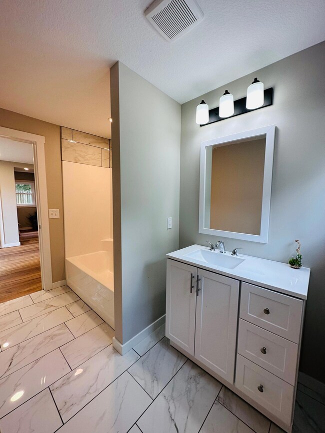 1601 6th Ave NW, Austin, MN 55912 - photo 5