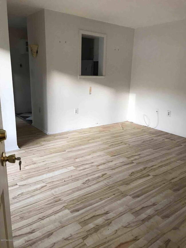 1 Central Ave unit 14, Atlantic Highlands, NJ 07716 - photo 3