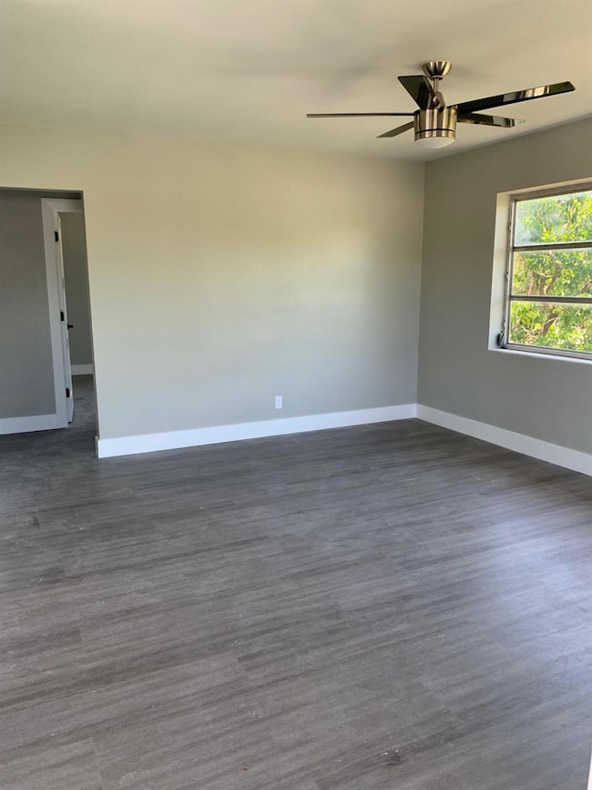 1118 N J St unit B, Lake Worth, FL 33460 - photo 5