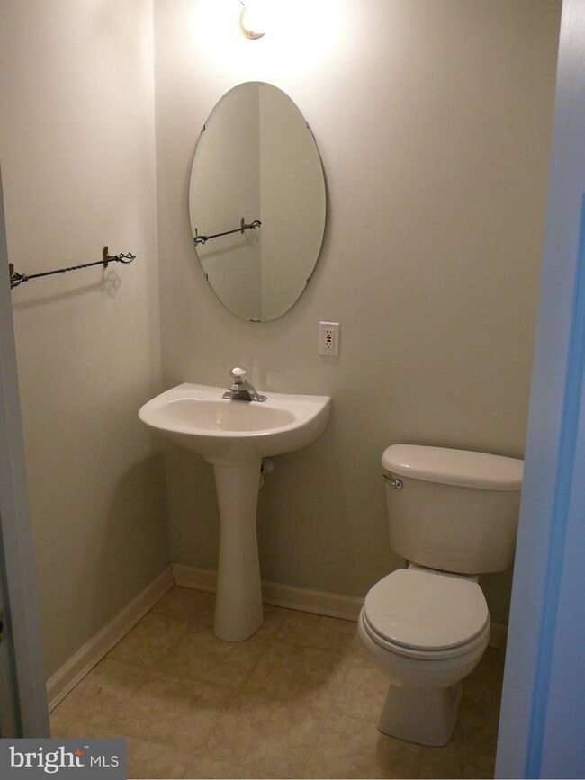 411 Greentree Cir, Abingdon, MD 21009 - photo 4