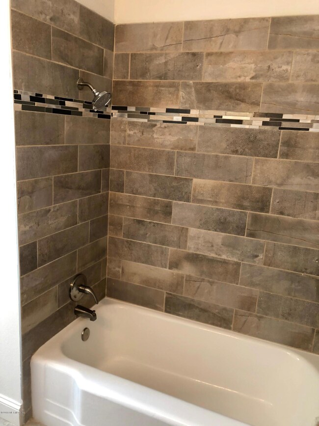 1120 Wycoff Ave, Jacksonville, FL 32205 - photo 7