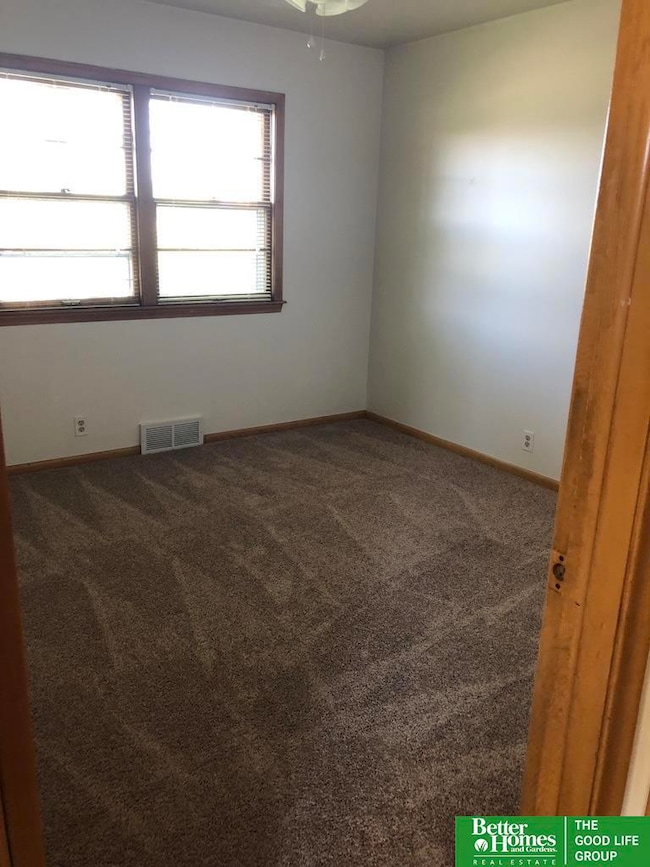 3758 S 82nd St, Omaha, NE 68124 - photo 3