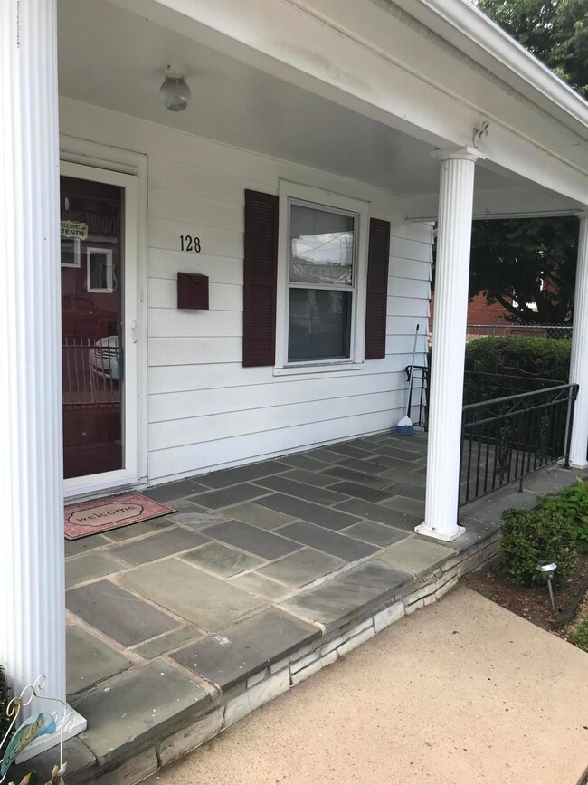 128 Delaware Ave, Olyphant, PA 18447 - photo 2