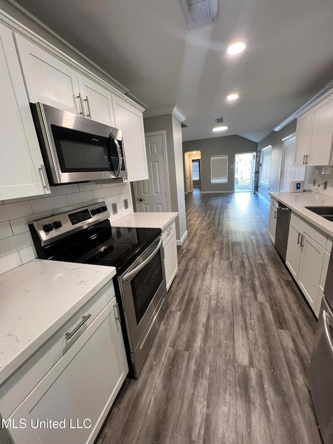 805 Herlihy St, Waveland, MS 39576 - photo 6