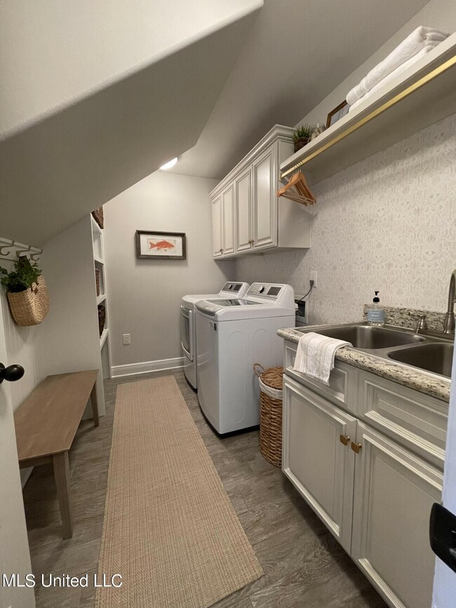 6211PalmettoPointeDr_21007_7