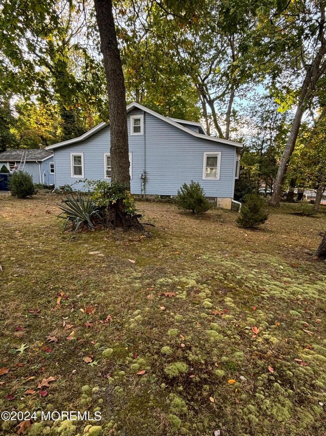 735 S Riverside Dr, Neptune, NJ 07753 - photo 4