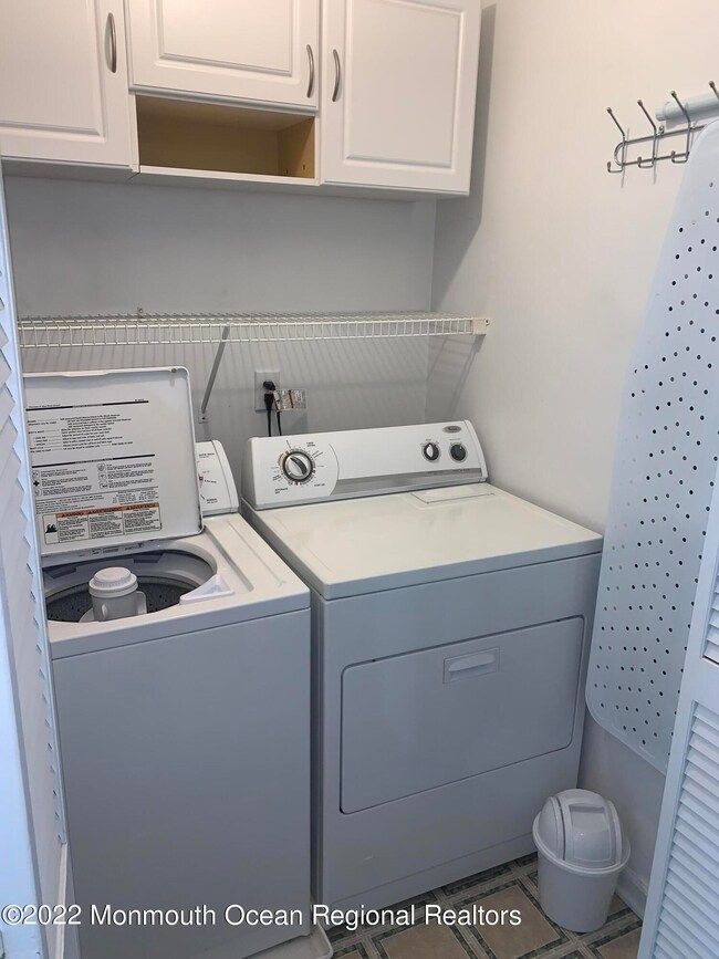 122 Sandpiper Ln unit 122, Bayville, NJ 08721 - photo 6