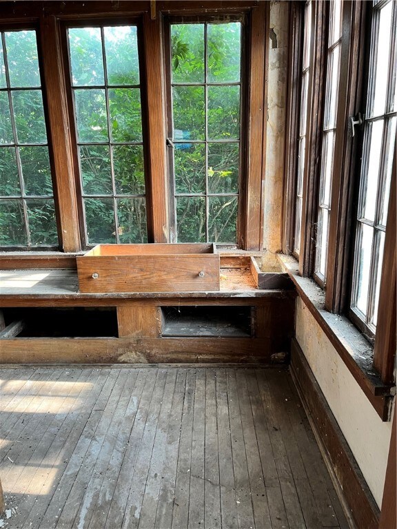 597 S Oakland Ave, Sharon, PA 16146 - photo 3