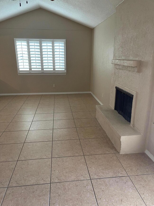 1715 Paul Moran Place, El Paso, TX 79936 - photo 7