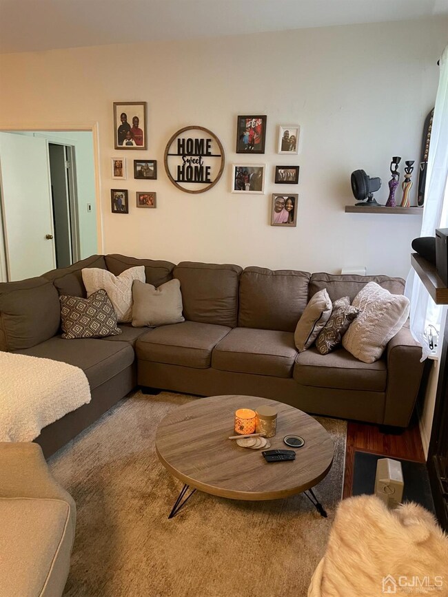 5071 Beech Ct, Monmouth Junction, NJ 08852 - photo 6