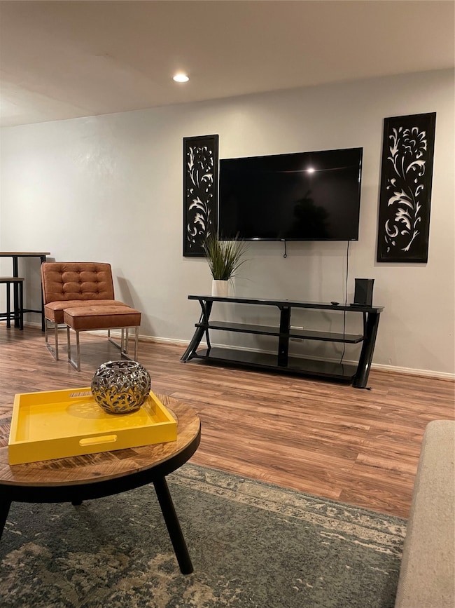 3500 Routh St unit 8, Dallas, TX 75219 - photo 4