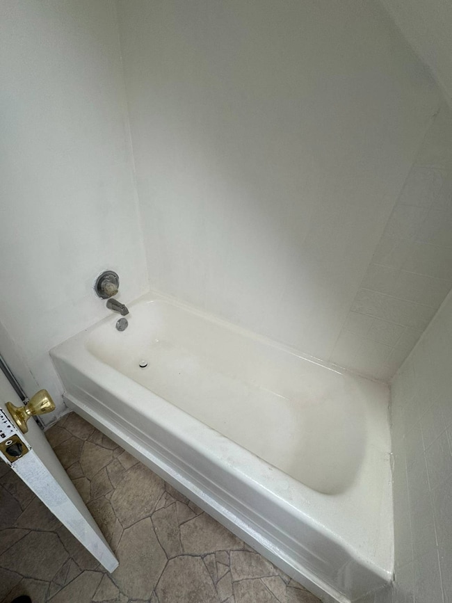 211 E 7th St unit 5, Concordia, KS 66901 - photo 6