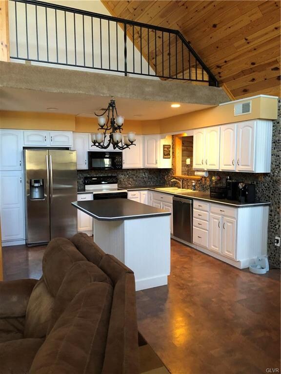 2535 Brunner Rd, Emmaus, PA 18049 - photo 5