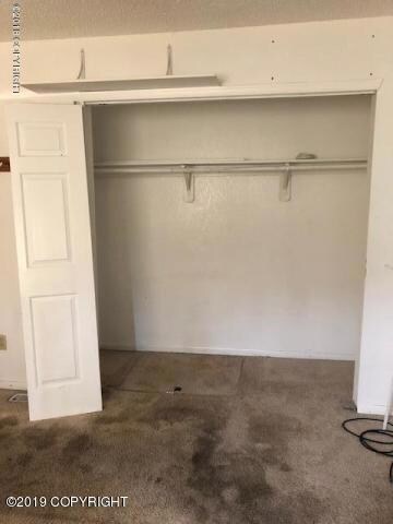 closet of large bedroom