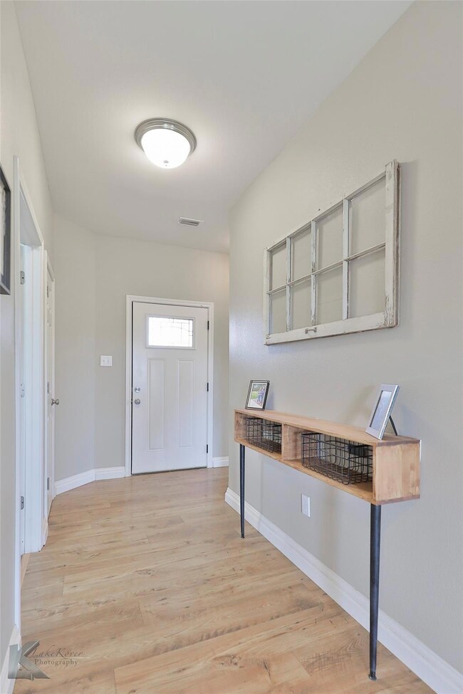 221 Foxtrot Ln, Abilene, TX 79602 - photo 4