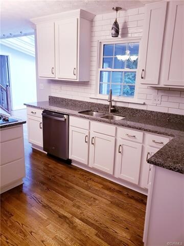 10801 Victoria Cir, Midlothian, VA 23113 - photo 7