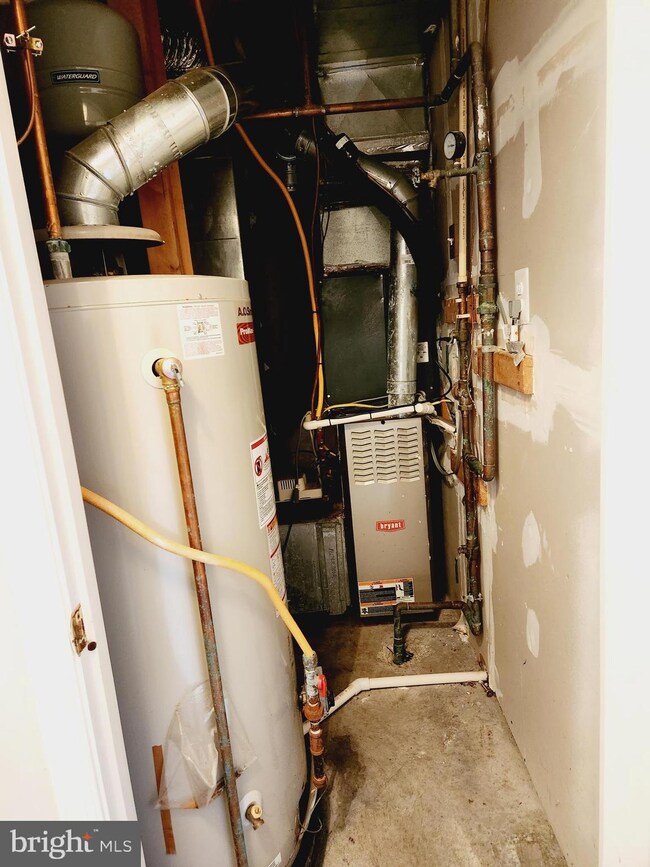 9734 Luguna Rd, Middle River, MD 21220 - photo 5