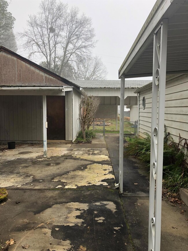 414 Opal Ln, Grants Pass, OR 97526 - photo 7