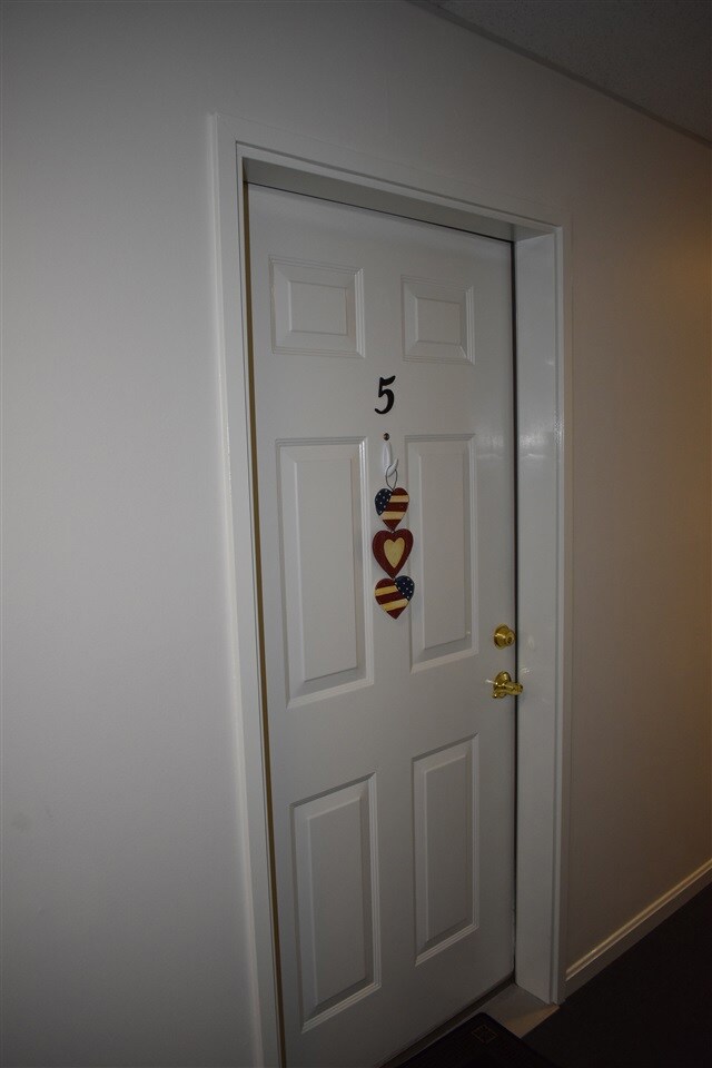 Stoney Creek Condominiums unit 5, Milford, NH 03055 - photo 2
