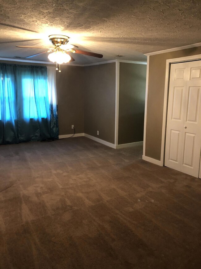 Upstairs LARGE room! 