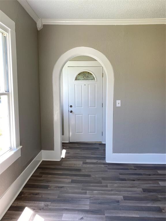 415 S Clements St, Gainesville, TX 76240 - photo 5