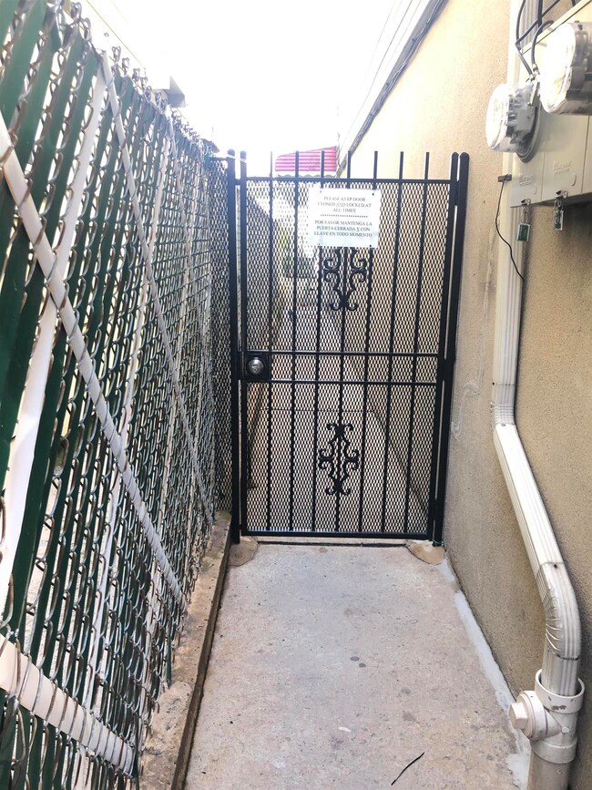 6021 Adams St unit 3, West New York, NJ 07093 - photo 2