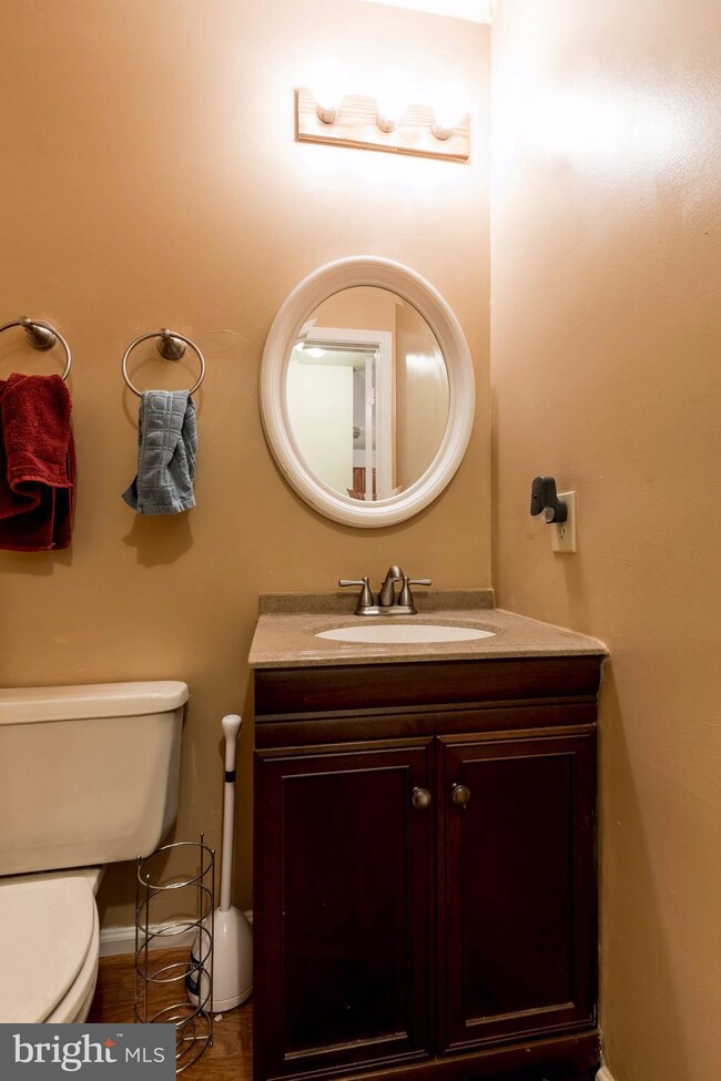 11169 Hamlet Ct, Fredericksburg, VA 22407 - photo 6