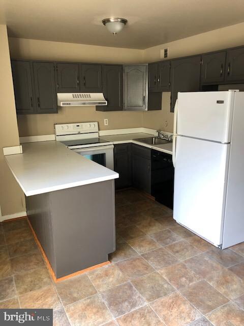 11288 Laurelwalk Dr, Laurel, MD 20708 - photo 6