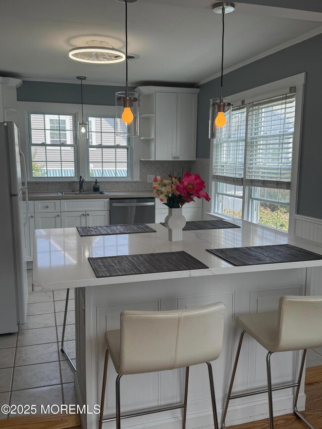 606 Ocean Rd unit (Rear), Spring Lake, NJ 07762 - photo 3