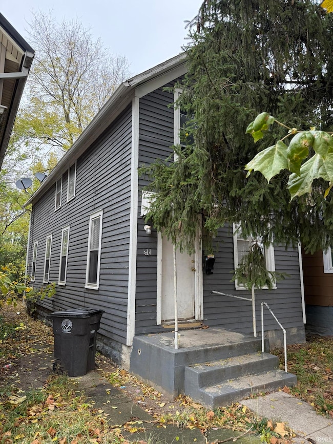 411 Wiebke St, Fort Wayne, IN 46806 - photo 2