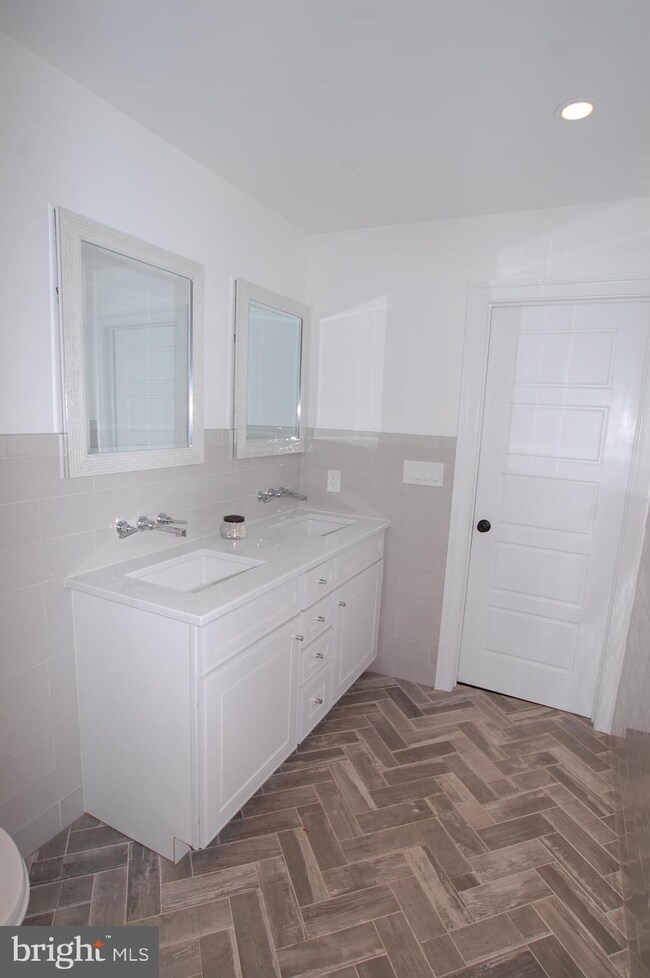 861 Frank Rd, West Chester, PA 19380 - photo 5