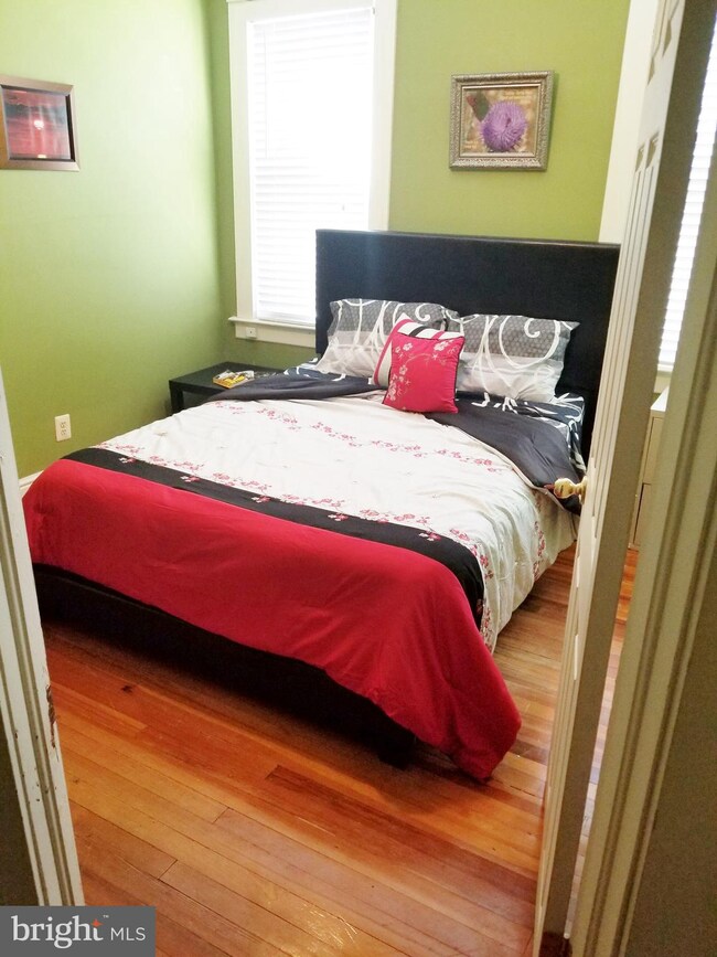 3833 Wilkens Ave, Baltimore, MD 21229 - photo 7