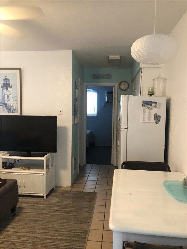 7014 Ocean Ave unit 4, Wildwood, NJ 08260 - photo 3