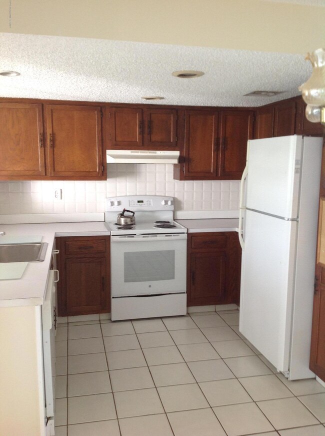 38C Haddon kitchen1