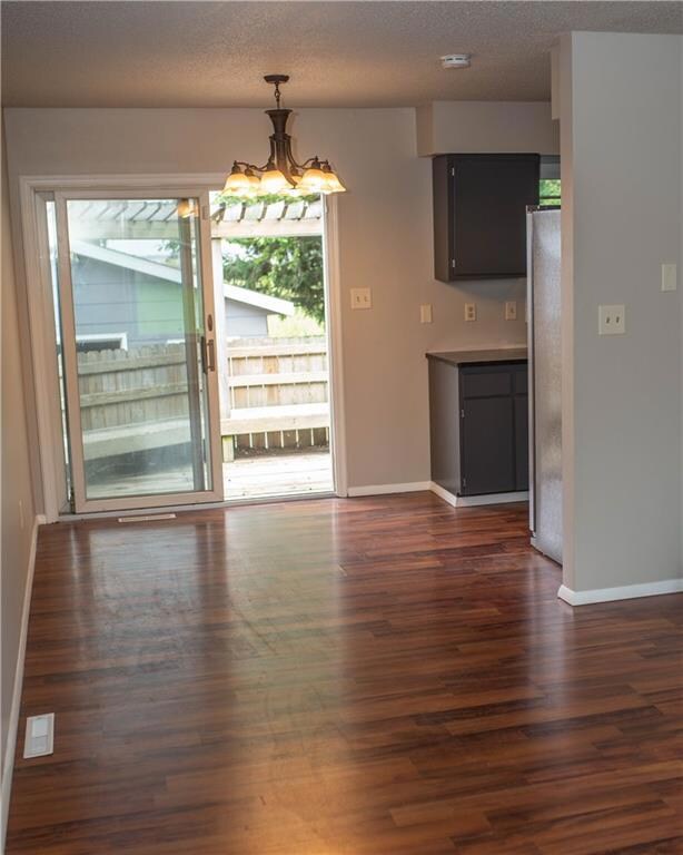 1024 E 19th St N, Newton, IA 50208 - photo 4