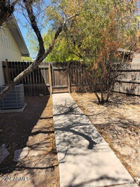 Resized_R (5)