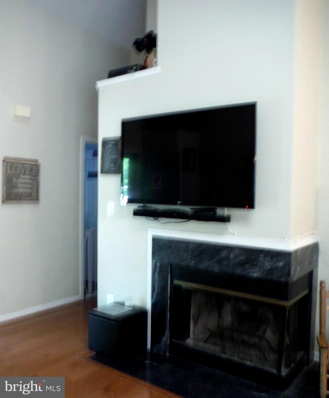 10730 Cobblestone Dr, Spotsylvania, VA 22553 - photo 7