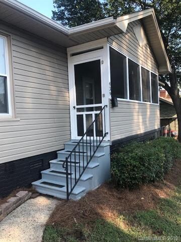Front Screened-In Porch