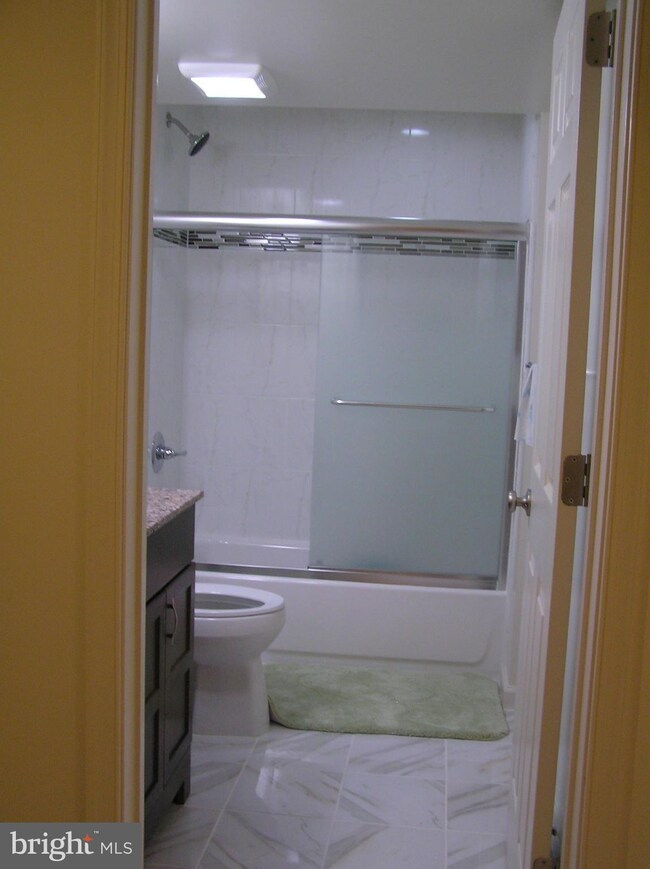 25936 Kimberly Rose Dr, Chantilly, VA 20152 - photo 6