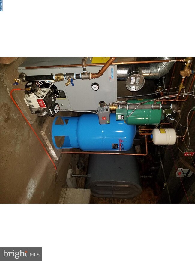 101 S 3rd St, Reading, PA 19602 - photo 5