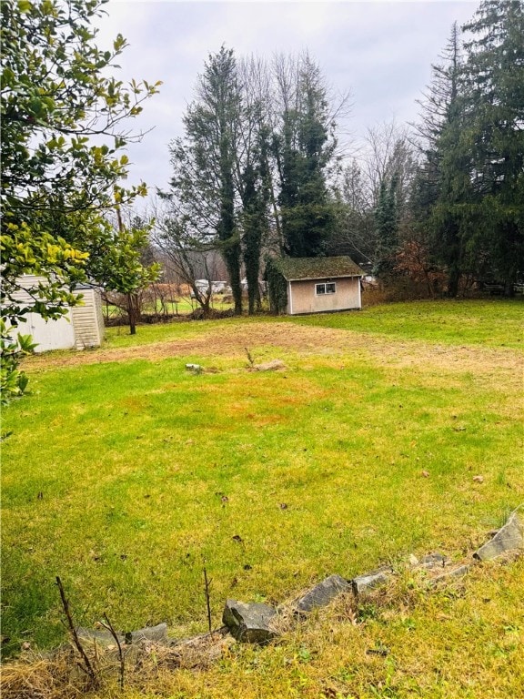 696 Englishman Hill Rd, Connellsville, PA 15425 - photo 4