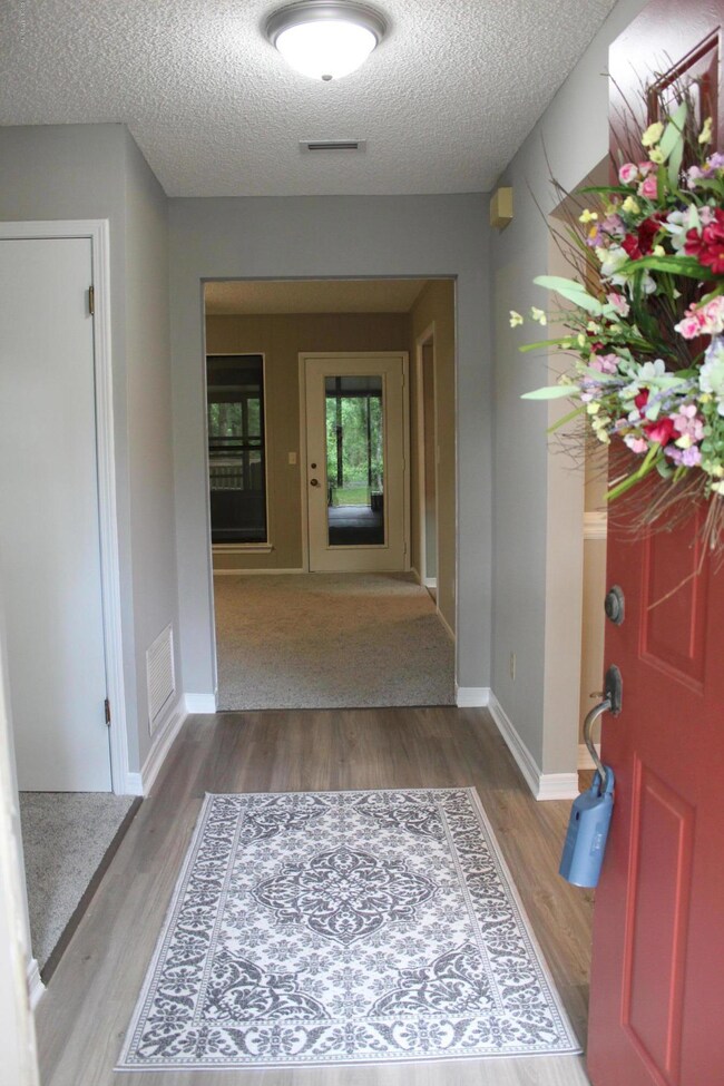 4204 Honeysuckle Cir, Middleburg, FL 32068 - photo 6