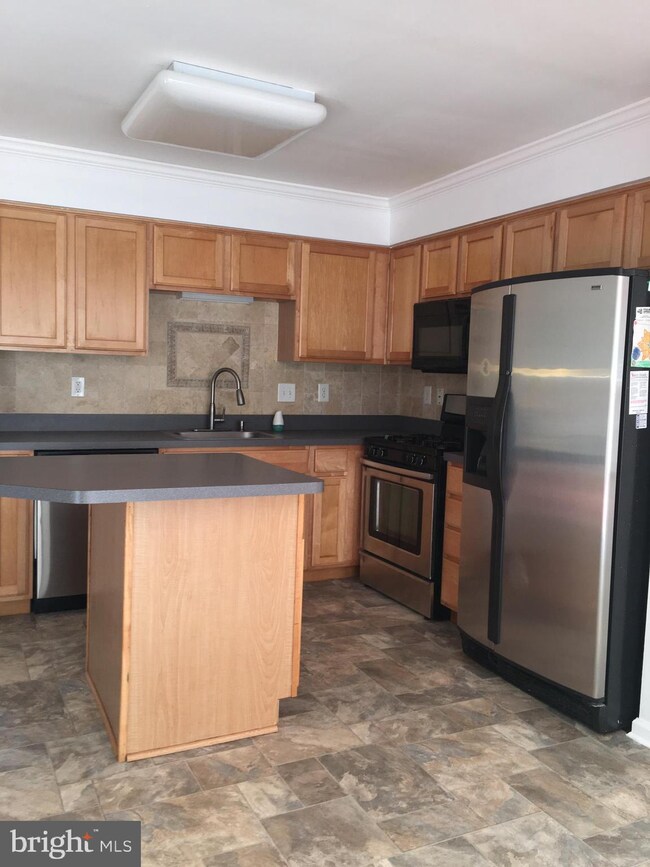 16 Golf View Ct, Pine Hill, NJ 08021 - photo 7